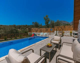 Kaş Çavdır'da Balayı Çiftlerine Uygun, Özel Havuzlu, Ferah Bungalov - 5
