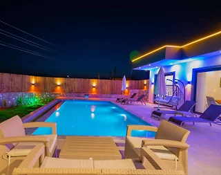 Kaş Çavdır'da Çekirdek Ailelere Uygun, Özel Havuzlu, Konforlu Villa - 5