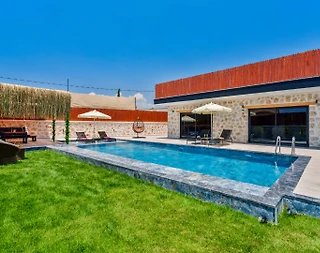 Kaş Çavdır'da Yeşillikler İçerisinde, Özel Havuzlu, Otantik Villa - 1