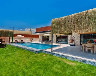 Kaş Çavdır'da Yeşillikler İçerisinde, Özel Havuzlu, Otantik Villa - 4