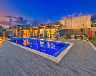 Kaş Çavdır'da Çocuk Oyun Alanlı, Özel Havuzlu, Geniş Bahçeli Villa - 4