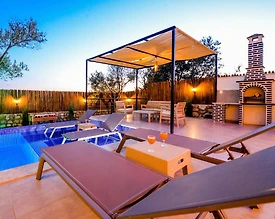 Kaş Çavdır'da Çocuk Oyun Alanlı, Özel Havuzlu, Korunaklı Villa - 2