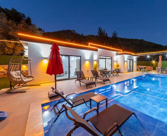 Kaş Çavdır'da Muhteşem Doğada, Özel Havuzlu, Konforlu Villa - 1