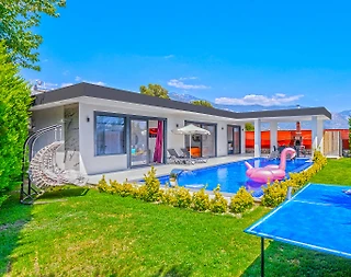 Kaş Çavdır'da Doğa İçersinde, Özel Havuzlu, Konforlu Villa - 1