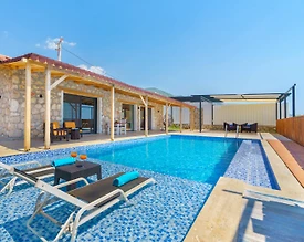 Kaş Çavdır'da Doğa İle İç İçe, Özel Havuzlu, Balayı Villası - 2