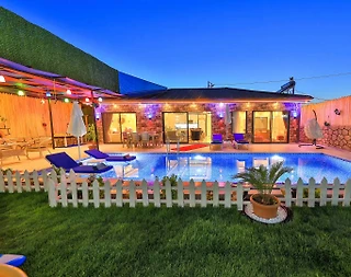 Kaş Çavdır'da Doğayla Baş Başa, Özel Havuzlu, Jakuzili, Olanaklı Villa - 1