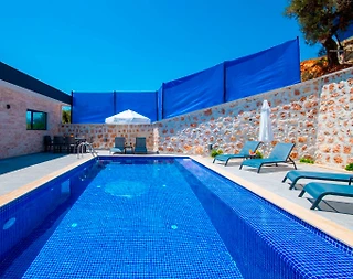 Kaş Çavdır'da Geniş Ailelere Uygun, Özel Havuzlu, Kiralık Villa - 2