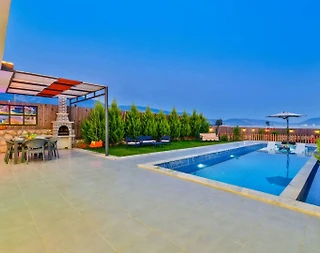 Kaş Çavdır'da Geniş Alanlara Sahip, Özel Havuzlu, Konforlu Villa - 5
