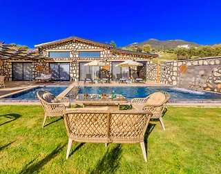 Kaş Çavdır'da Gözlerden Uzak Konumda, Özel Havuzlu, Taş Villa - 2