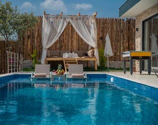 Kaş Çavdır'da Modern Tasarımlı, Özel Havuzlu, Konforlu Villa  - 3