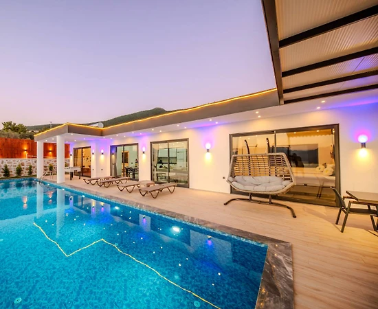 Kaş Çavdır'da Panoramik Doğa Manzaralı, Özel Havuzlu, Jakuzili, Lüks Villa - 1