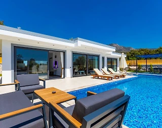 Kaş Çavdır'da Sakin Konumda, Özel Havuzlu, 5 Kişilik Villa - 1