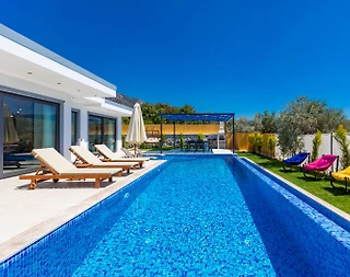Kaş Çavdır'da Sakin Konumda, Özel Havuzlu, 5 Kişilik Villa - 4
