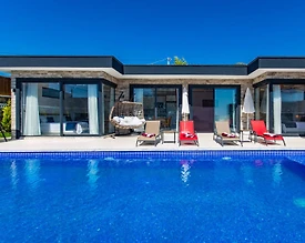 Kaş Çavdır'da Sakin Konumda, Özel Havuzlu, Balayı Villası - 2
