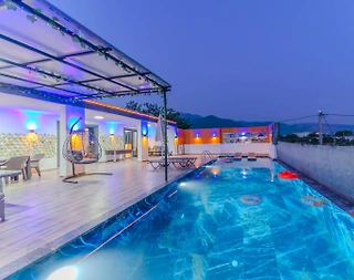 Kaş Çavdır'da Sakin Konumda, Özel Havuzlu, Konforlu Villa - 4