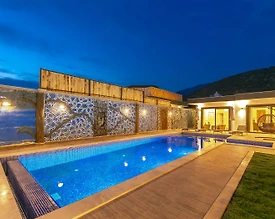 Kaş Çavdır'da Yeşillikler İçerisinde, Özel Havuzlu, Konforlu Villa - 3