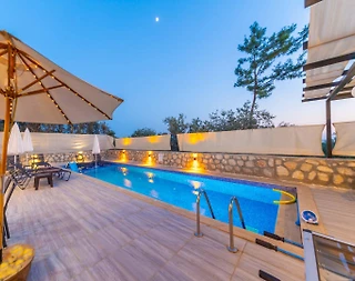 Kaş Çayköy'de Sakin Konumda, Özel Havuzlu, Konforlu Villa - 4