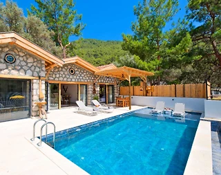 Kaş Çayköy'de Balayı Çiftlerine Uygun, Özel Havuzlu, Taş Villa - 1