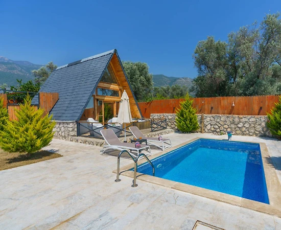 Kaş Çayköy'de Benzersiz Doğada, Özel Havuzlu, Jakuzili Bungalov - 1