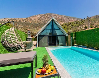 Kaş Çayköy'de Doğa İçerisinde, Özel Havuzlu, Şık Bungalov - 1