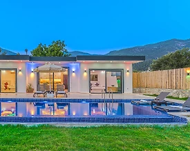Kaş Çayköy'de Doğa İle İç İçe, Özel Havuzlu, Kiralık Villa - 2