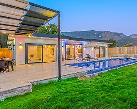 Kaş Çayköy'de Doğa İle İç İçe, Özel Havuzlu, Kiralık Villa - 3