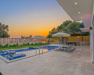 Kaş Çayköy'de Doğa İle İç İçe, Özel Havuzlu, Kiralık Villa - 4