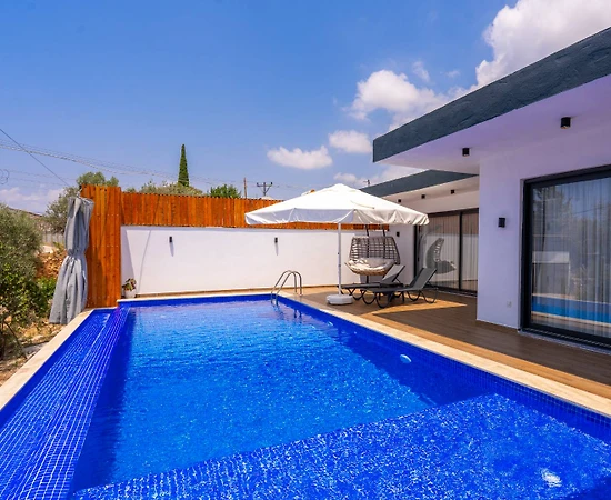 Kaş Çayköy'de Doğanın Kalbinde, Özel Havuzlu, Balayı Villası - 1