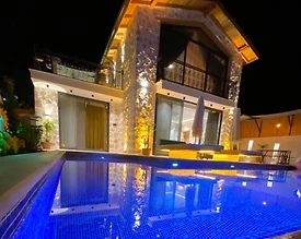 Kaş Çayköy'de Ferah Bahçe İçerisinde, Özel Havuzlu, Taş Villa - 2