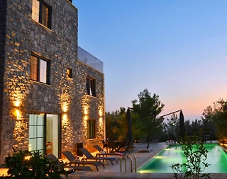 Kaş Çayköy'de Geniş Ailelere Uygun, Özel Havuzlu, 14 Kişilik Villa - 4