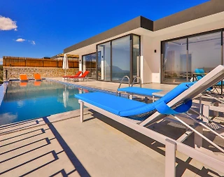 Kaş Çayköy'de Modern Tasarımlı, Özel Havuzlu, Saunalı Villa - 4