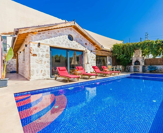 Kaş Çayköy'de Sakin Konumda, Özel Havuzlu, 4 Kişilik Villa - 1