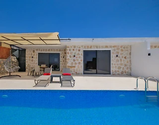 Kaş Çayköy'de Şehirden Uzakta, Özel Havuzlu, Taş Villa - 1