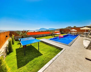 Kaş Çayköy'de Yemyeşil Bahçeli, Özel Havuzlu, Konforlu Villa - 4