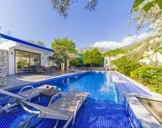 Kaş Çayköy'de Yeşillikler İçerisinde, Özel Havuzlu, Balayı Villası - 1