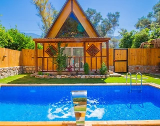 Kaş Çayköy'de Yeşillikler İçerisinde, Özel Havuzlu, Jakuzili Bungalov - 1