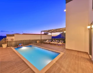 Kaş Çukurbağ'da Doğa İle İç İçe, Özel Havuzlu, Konforlu Villa - 4