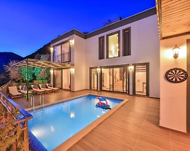 Kaş Çukurbağ'da Doğa İle İç İçe, Özel Havuzlu, Konforlu Villa - 2