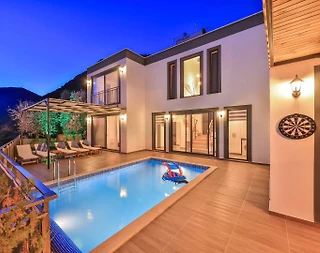 Kaş Çukurbağ'da Doğa İle İç İçe, Özel Havuzlu, Konforlu Villa - 2