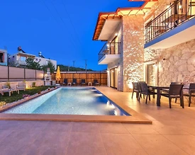 Kaş Andifli'de Bahçeli, Özel Havuzlu, 5 Kişilik Konforlu Villa - 3