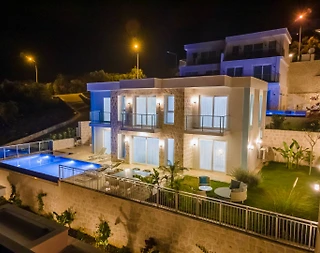Kaş Çukurbağ'da Deniz Manzaralı, Özel Havuzlu, Lüks Villa - 3
