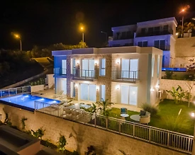 Kaş Çukurbağ'da Deniz Manzaralı, Özel Havuzlu, Lüks Villa - 3