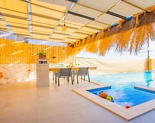 Kaş Çukurbağ'da Doğayla Baş Başa, Özel Havuzlu, Modern Villa - 5