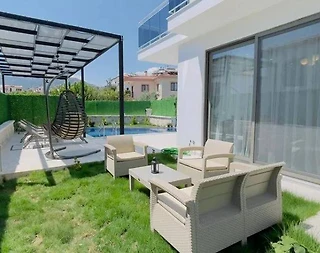 Kaş Andifli'de Elverişli Konumda, Özel Havuzlu, 3+1 Villa - 4