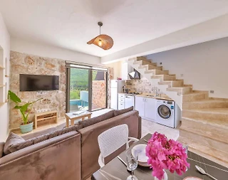 Kaş Çukurbağ'da Enfes Doğada, Özel Havuzlu, Şık Villa - 4