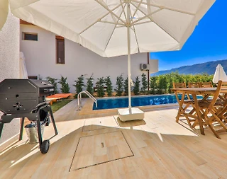 Kaş Andifli'de Huzurlu Doğada, Özel Havuzlu, 3+1, Bahçeli Villa - 4
