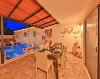 Kaş Çukurbağ'da Gözlerden Uzak, Isıtmalı Özel Havuzlu, Kiralık Villa - 3