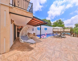 Kaş Çukurbağ'da Gözlerden Uzak, Isıtmalı Özel Havuzlu, Kiralık Villa - 3