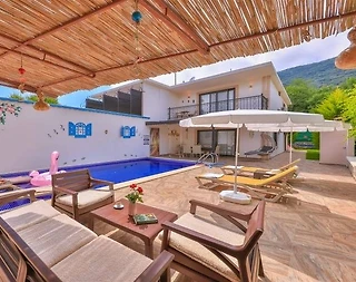 Kaş Çukurbağ'da Gözlerden Uzak, Isıtmalı Özel Havuzlu, Kiralık Villa - 1