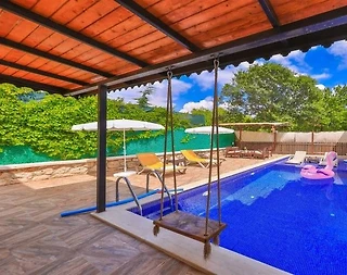 Kaş Çukurbağ'da Gözlerden Uzak, Isıtmalı Özel Havuzlu, Kiralık Villa - 3